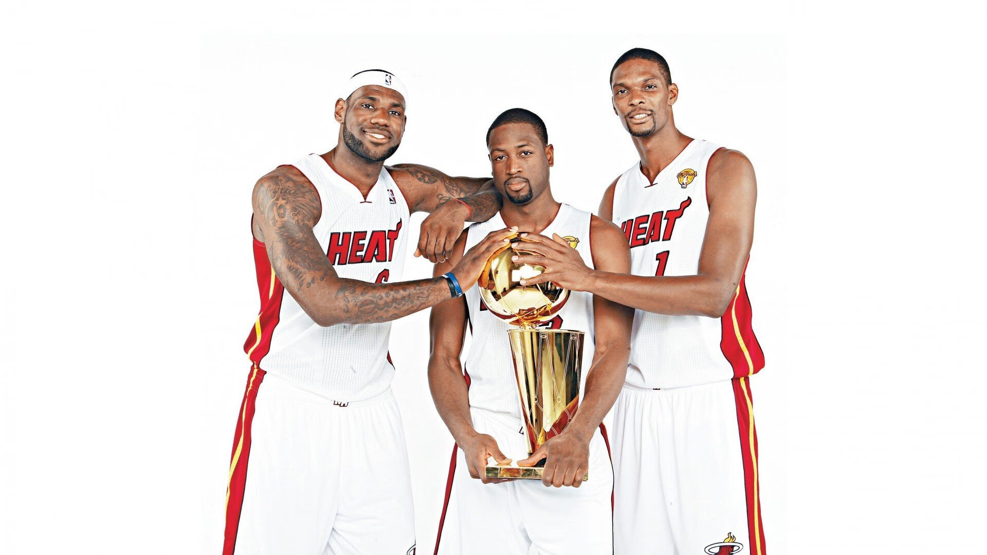 阿什拉夫一剑封喉,当沙特资本掀翻利物浦,欧冠半决赛迎来新王